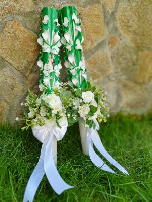 Lumanare nunta cu aranjament din flori artificiale - verde
